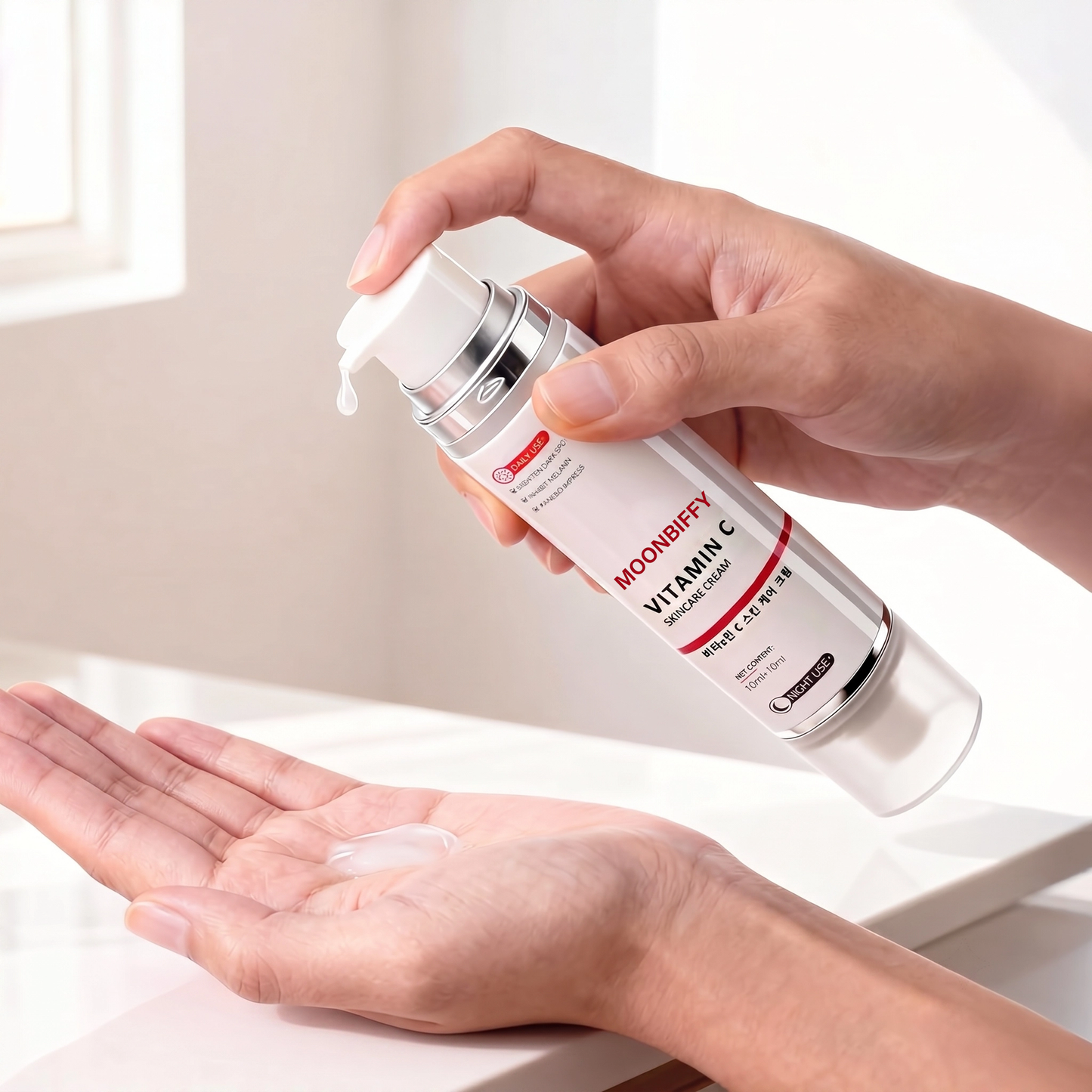 ✨ MOONBIFFY Vitamin C + Niacinamide Day & Night Cream – Brightening & Even-Tone Care 💧
